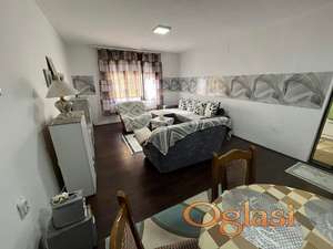 Odlična kuća u Čortanovcima