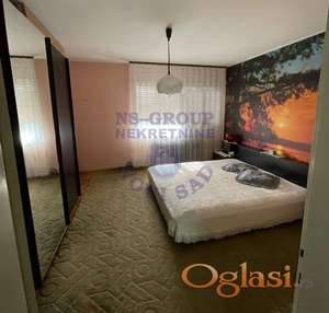 Na prodaju spratna kuća