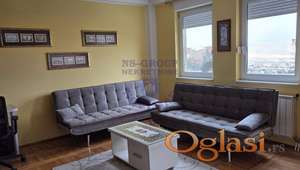 Sjajna ponuda! Dvosoban, svetao i komforan stan na Novom Naselju!