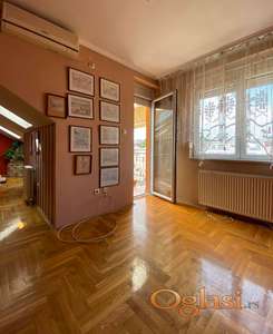 TROSOBAN DUPLEKS SA GARAŽOM