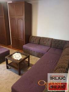 Jednoiposoban stan 40 m², Liman 4, Novi Sad, 2. sprat