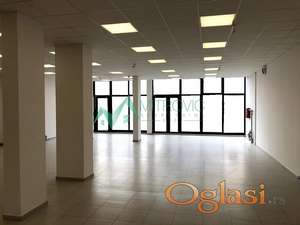 Novi Sad, Telep - Odličan ulični lokal sa velikim frontovima 