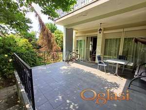 SREMSKA KAMENICA - SREMSKA KAMENICA - 130.00 m2