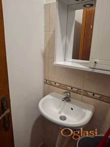 Stan na odlicnoj lokaciji