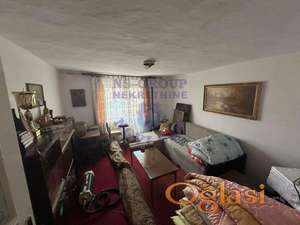 Prizemna kuca u Sr. Karlovcima!