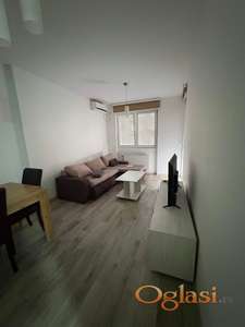 POTPUNO NOV STAN, NOVA ZGRADA, NA NOVOJ DETELINARI 42m2
