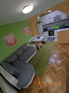 Komforan trosoban stan ! Gagarinova