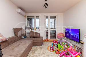 Na prodaju jednoiposoban stan, Duvanište, 43m2
