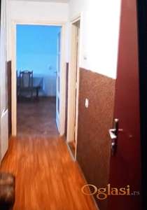 IZDAJE SE STAN 30m2 BULEVAR OSLOBODJENJA