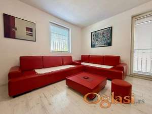 Izdaje se funkcionalan stan 30 m² na Karaburmi – idealan za studente ID#2878