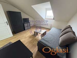 Klisa. Odlična prilika! Na prodaju je kompletno nameštna.