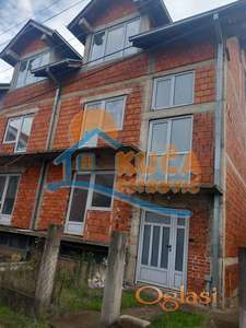 Odlična porodična kuća- tripleks, 208m2, sa udelom na placu 96m2, Brzi Brod