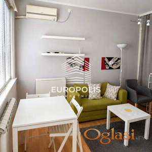 Banovo brdo, 29m2, sa terasom i parkingom ID#9923