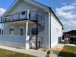 Luksuzno opremljena kuca nove gradnje u mirnom delu Novog Sada