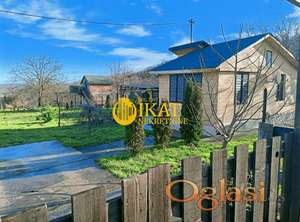 Čortanovci vikendica i plac 1.6 ha, sa pogledom na Dunav ID#4771