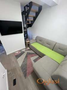 ODLIČNA PONUDA-RENOVIRAN I SVETAO STAN NA DETELINARI