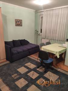 Izdaje se - nameštena garsonjera - Janka Čmelika - Nova Detelinara