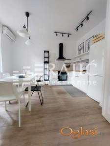 Centar(Skupština)Svetogorska,80m2,4.0-terasa+parking u dvorištu #2524