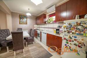 Kuća u Sremskoj Kamenici