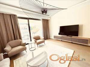 Izdavanje/Cetvorosoban lux stan,nov,2 garazna mesta