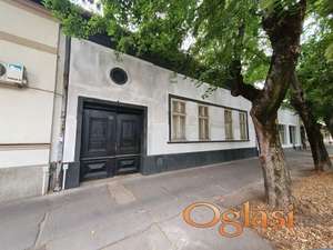 KUĆA - VRBAS - CENTAR - 311m2 - 290000 evra