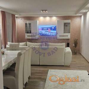 Izdaje se zasebna kuća površine 110m2 na odličnoj lokaciji, u neposrednoj blizini Bulevar patrijarha Pavla.