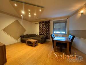 NOVI SAD - CENTAR - 55m2 - 550 evra