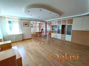 Na prodaju troiposoban stan na jednoj od najtraženijih lokacija u Novom Sadu!
