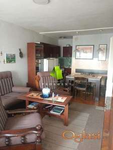 Troiposoban stan u strogom centru grada ID#7753