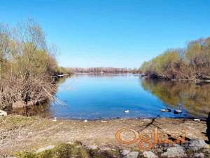 PLAC - STARI SLANKAMEN - SLANKAMEN - 1402m2 - 49995 evra