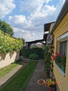 Prodajem prizemnu kuću u Rumi, miran deo grada