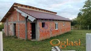 Prizemna kuca na Banstolu