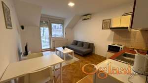 IZDAJE SE RENOVIRANA GARSONJERA GRBAVICA