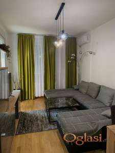 NOV STAN SQUARE GARDEN