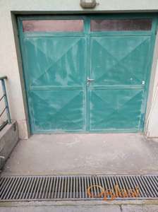 Prodajem garazu na bulevaru Evrope