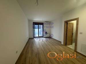 Garsonjera, 27m2, Centar