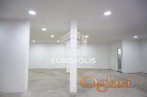 Na prodaju garažni,poslovni prostor ID#8558