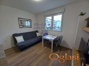 Garsonjera od 16m2, Železnička stanica