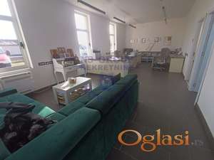 543028-Lokal-246m2-Odzaci