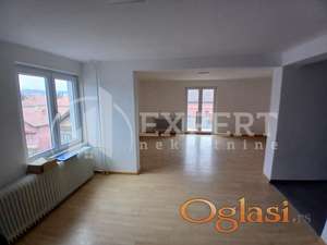 Odličan trosoban stan u kući. 93m2, 3.sprat- potkrovlje, Duvanište