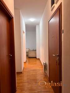 Izdavanje dvoiposobnog stana 64m2