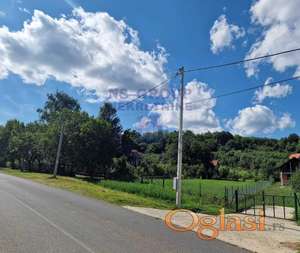 Prodaje se odlican plac u Vrdniku