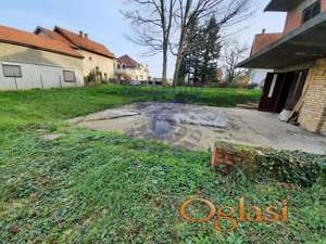 Retko u ponudi - Kuća sa prelepim placem