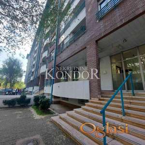 Arena, lokal sa izlogom 74m2 ID#1174