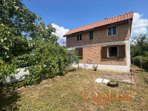 Vikendica u Sremskim Karlovcima