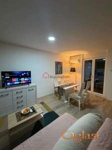 Renoviran dvosoban stan 45m² sa terasom – Kisačka ulica, Novi Sad