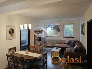 Novi Sad, Centar - Renoviran trosoban stan u strogom centru ID#1342