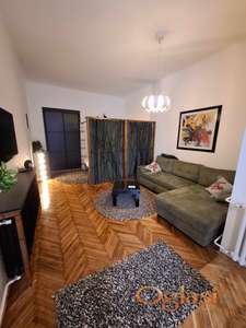 CENTAR RENOVIRAN APARTMAN