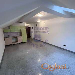 Izdaje se lokal površine 32m² u samom centru grada