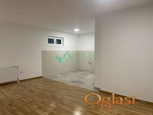 IZDAJE SE NOV, NEUSELJAVAN STAN NA SALAJCI – 77 m² + PARKING ( agencijska šifra. 9102378 ) 